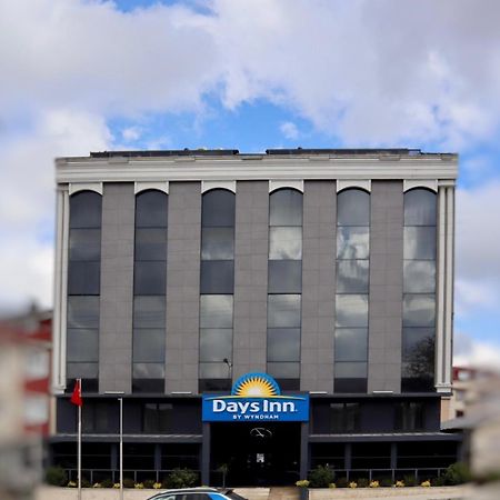 Days Inn By Wyndham Istanbul Arnavutkoy Extérieur photo