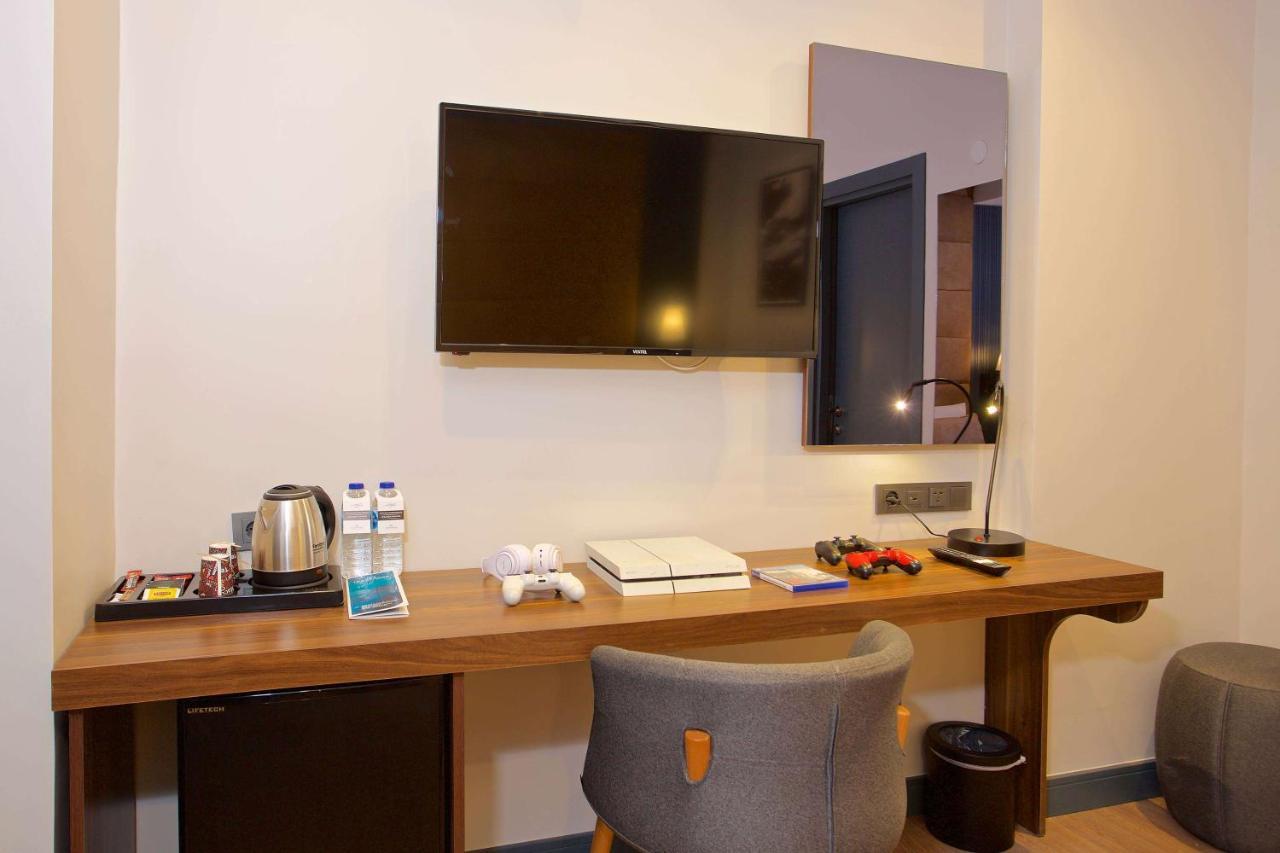 Days Inn By Wyndham Istanbul Arnavutkoy Extérieur photo