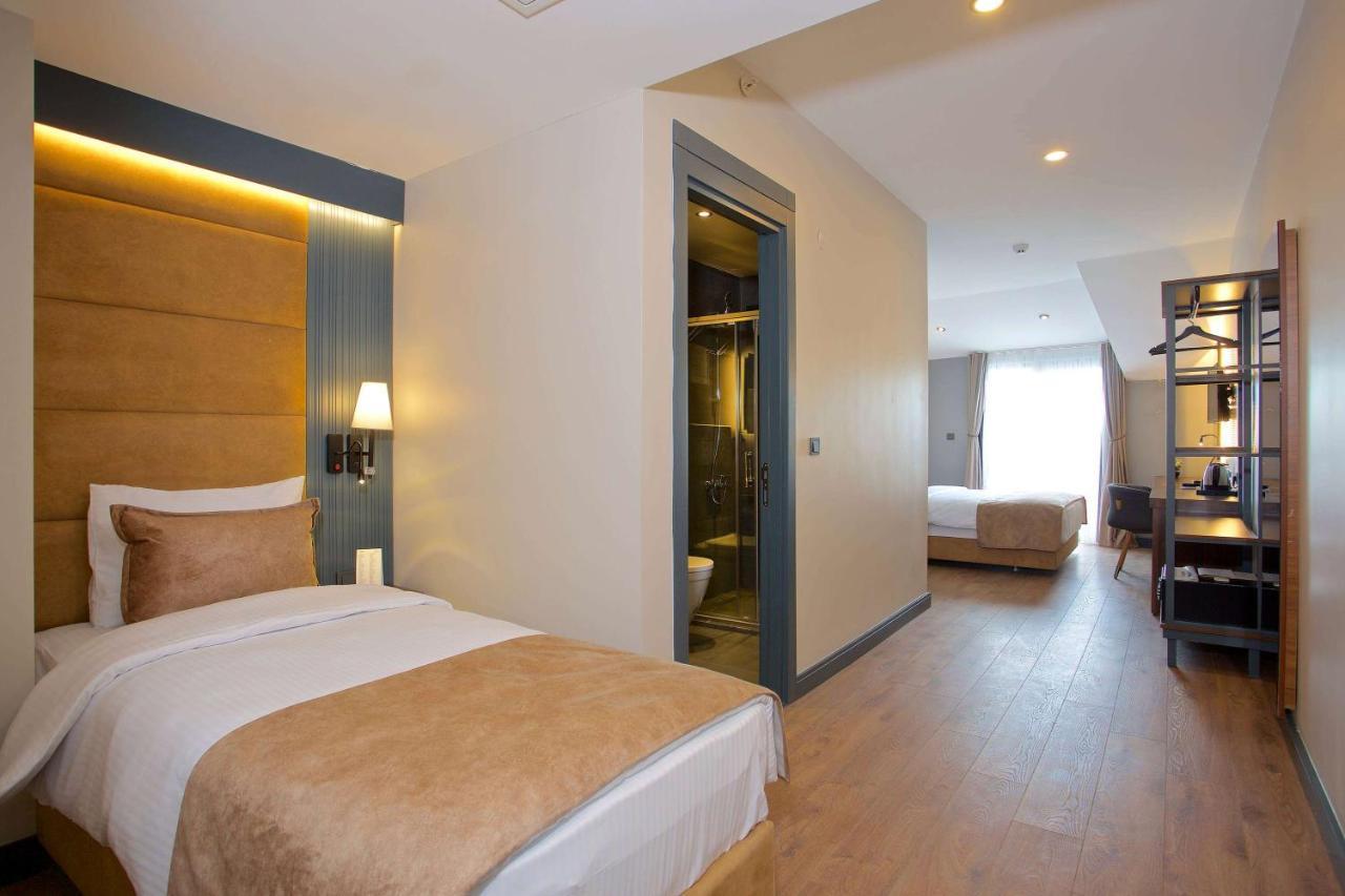 Days Inn By Wyndham Istanbul Arnavutkoy Extérieur photo