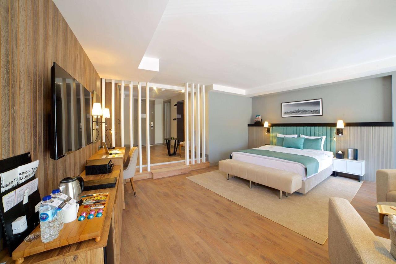 Days Inn By Wyndham Istanbul Arnavutkoy Extérieur photo