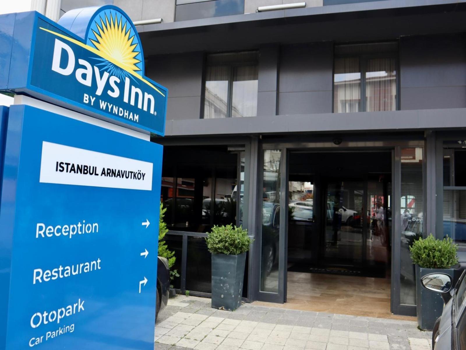Days Inn By Wyndham Istanbul Arnavutkoy Extérieur photo